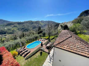 Holiday villa with private pool, spectacular views and close to Lucca Pisa Florence Valdottavo